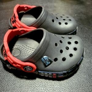 New without tags Light up Star Wars Crocs size 6c